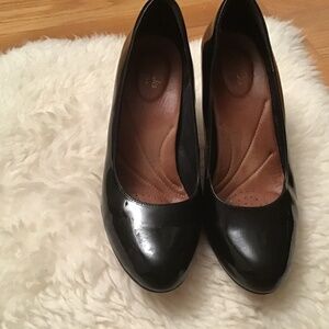 Clarks shiny shoes